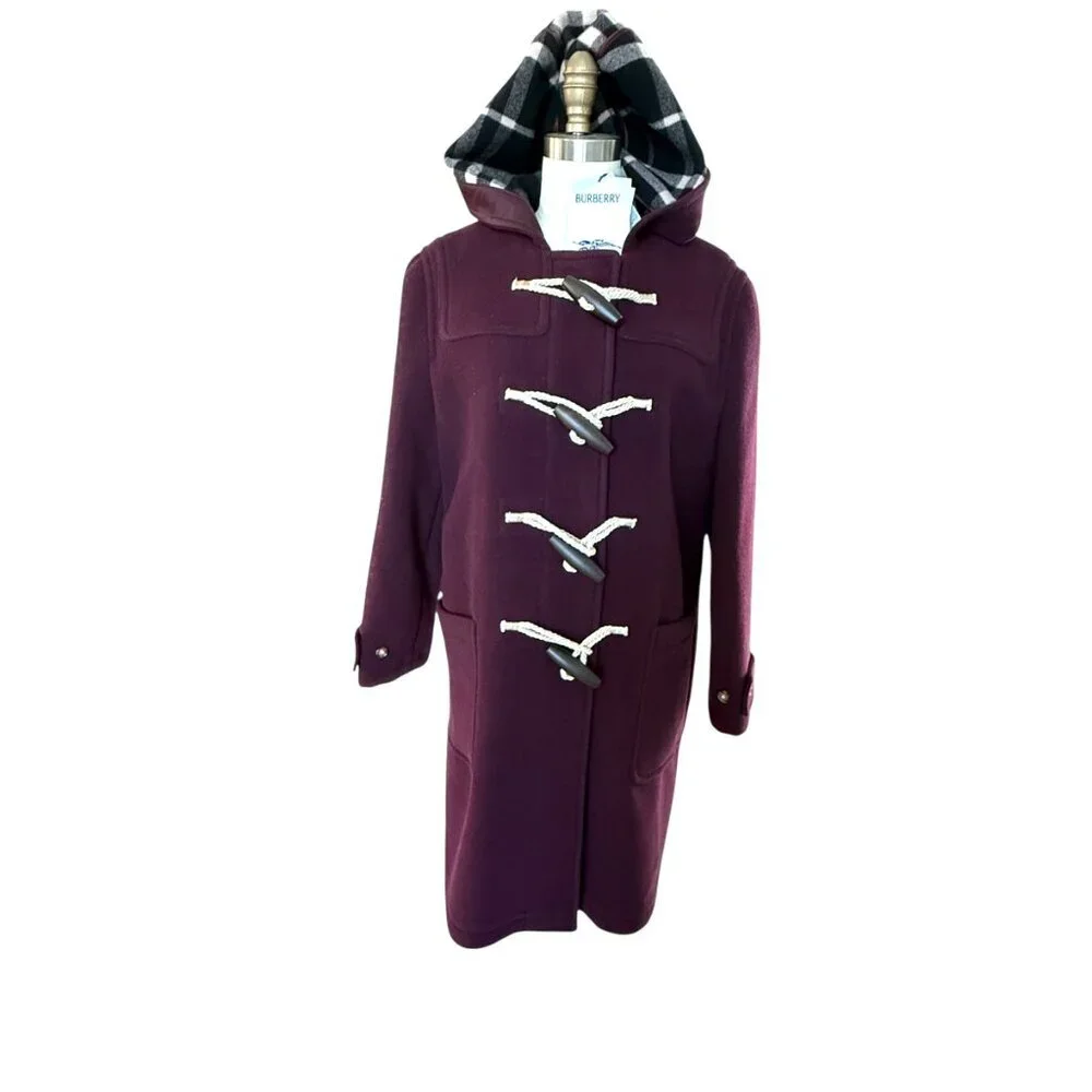 Burberry Belfield Women's Wine Red Merino Wool Hooded‎ Overcoat, Size 4 - Picture 11 of 16